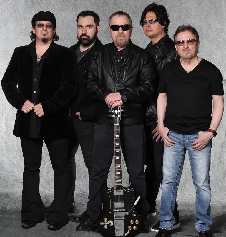 Blue Öyster Cult performing at MITP